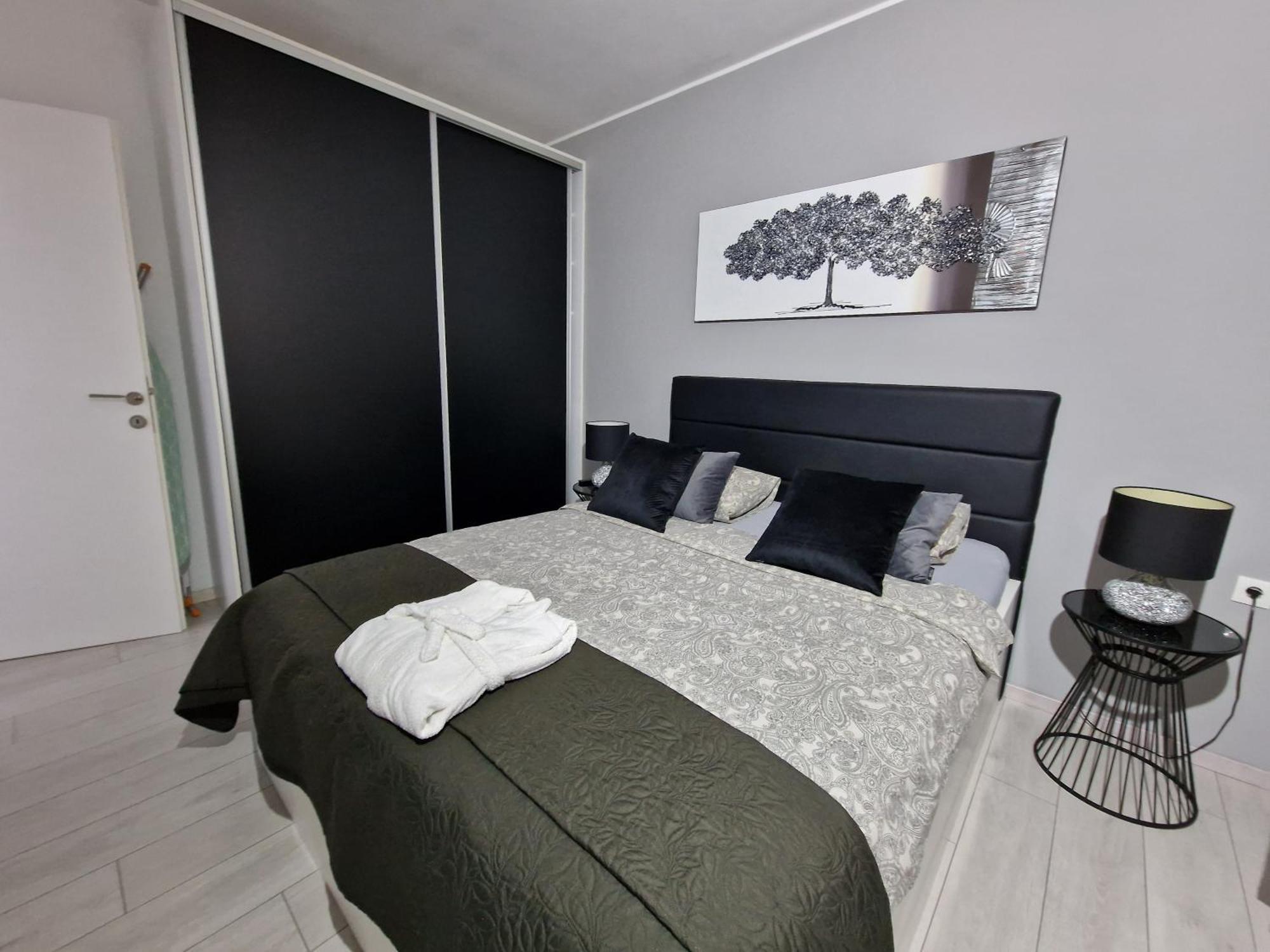 Apartments Slavica Σίμπενικ Εξωτερικό φωτογραφία