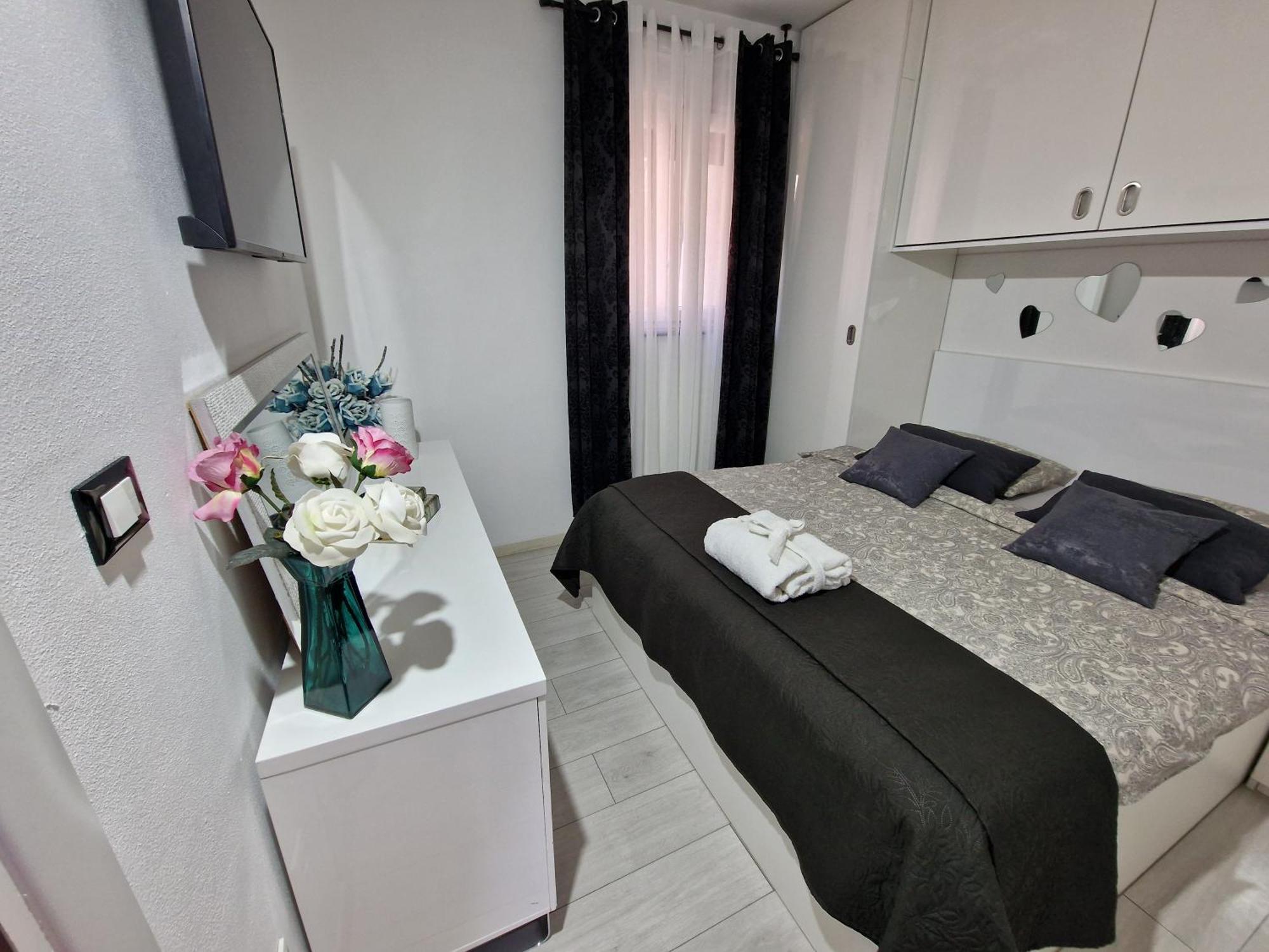 Apartments Slavica Σίμπενικ Δωμάτιο φωτογραφία