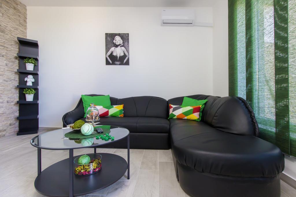Apartments Slavica Σίμπενικ Εξωτερικό φωτογραφία