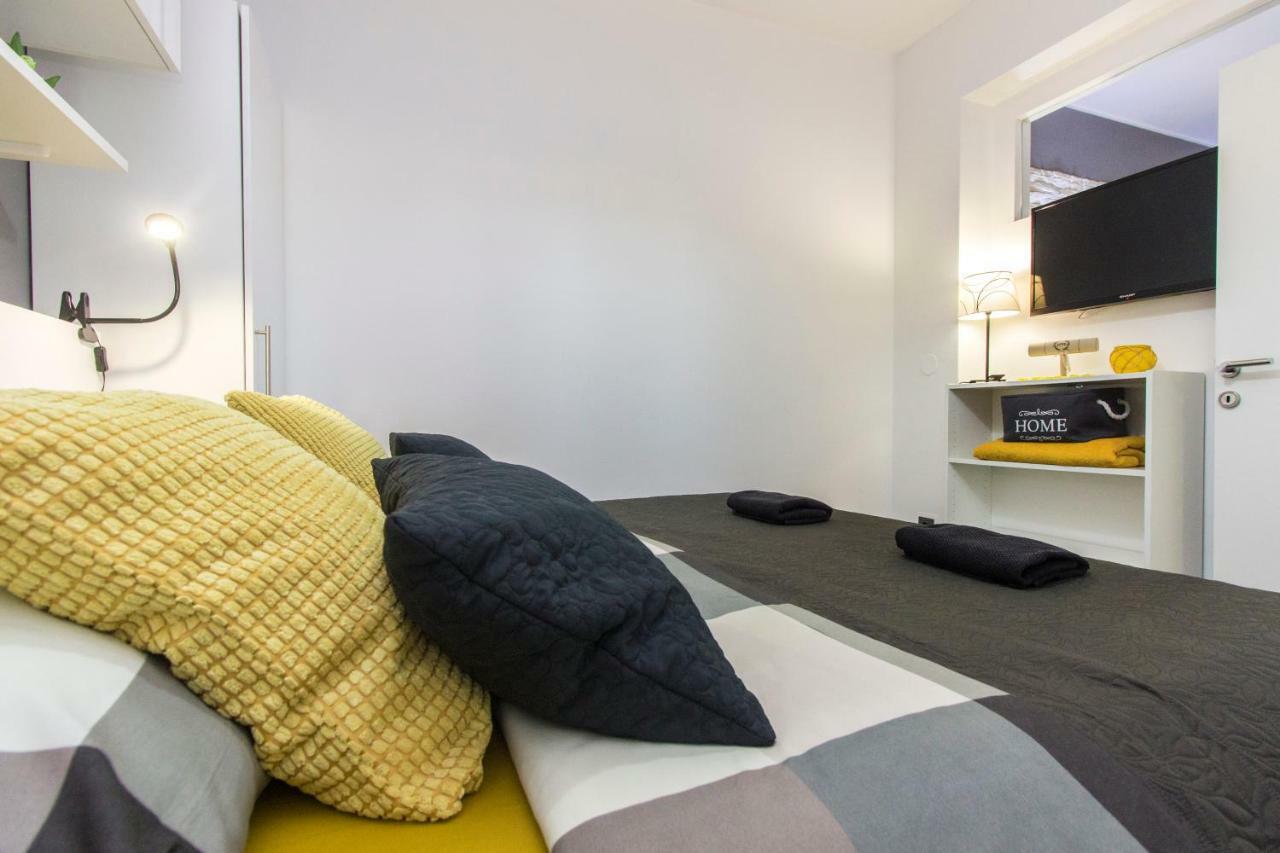 Apartments Slavica Σίμπενικ Εξωτερικό φωτογραφία